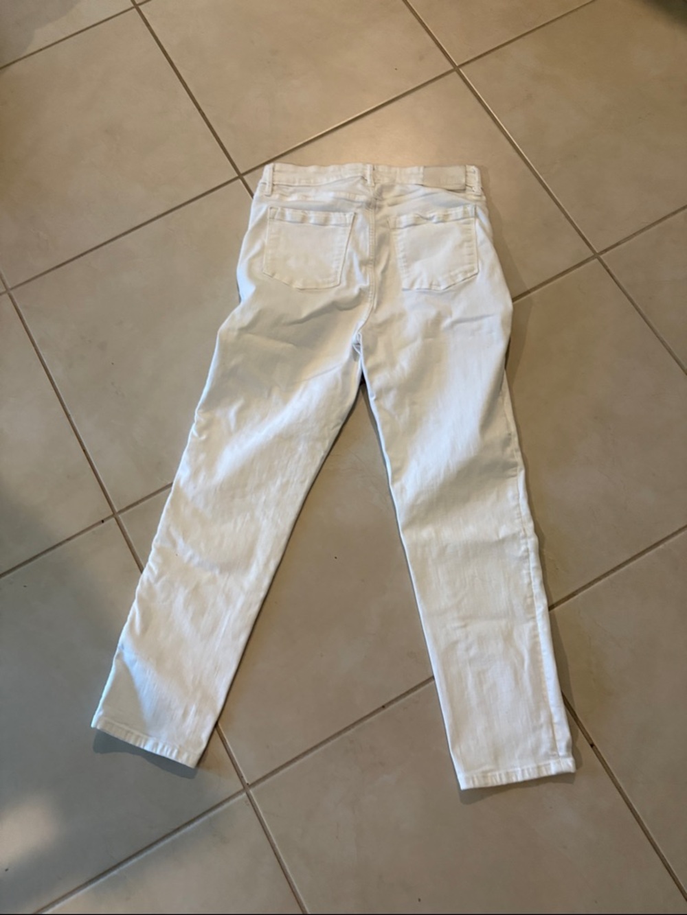 Carl Lagerfeld size 10 white jeans 1803 - Picture 5 of 9